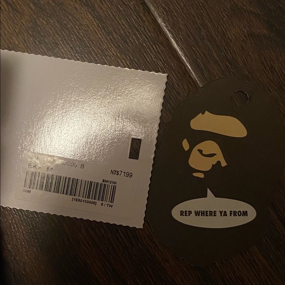 BAPE Black and Army Green Logo Camo Shorts - Picture 7 of 8